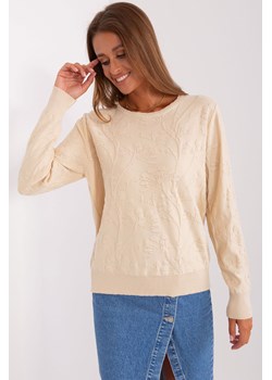 Jasnobeżowy damski sweter klasyczny ze ściągaczami ze sklepu 5.10.15 w kategorii Swetry damskie - zdjęcie 169717524