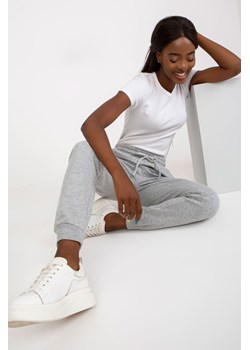 BASIC FEEL GOOD Szare melanżowe dresowe spodnie basic jogger ze sklepu 5.10.15 w kategorii Spodnie damskie - zdjęcie 169717553