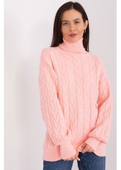 Damski sweter z golfem i ściągaczami brzoskwiniowy ze sklepu 5.10.15 w kategorii Swetry damskie - zdjęcie 169718194