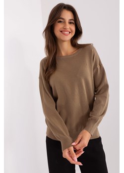 Ciemnobeżowy sweter klasyczny z bawełną ze sklepu 5.10.15 w kategorii Swetry damskie - zdjęcie 169718204