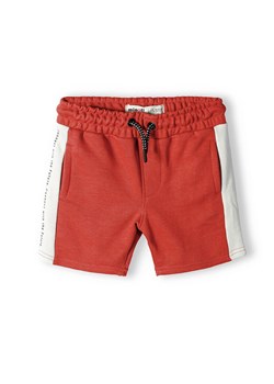 Czerwone szorty dresowe niemowlęce z białymi paskami ze sklepu 5.10.15 w kategorii Spodenki niemowlęce - zdjęcie 169718382