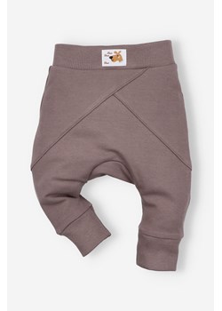 Spodnie niemowlęce z bawełny organicznej dla chłopca ze sklepu 5.10.15 w kategorii Spodnie i półśpiochy - zdjęcie 169718753