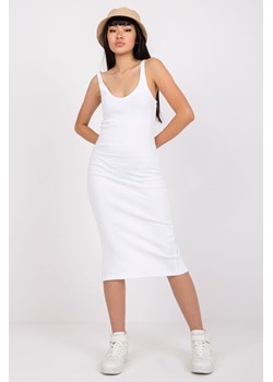 Biała dopasowana sukienka San Diego RUE PARIS ze sklepu 5.10.15 w kategorii Sukienki - zdjęcie 169719411