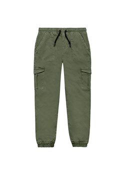 Zielone spodnie bojówki dla chłopca ze sklepu 5.10.15 w kategorii Spodnie i półśpiochy - zdjęcie 169719722