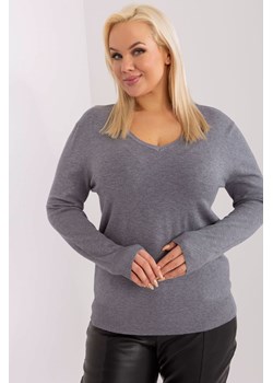 Dopasowany sweter plus size z wiskozy ciemny szary ze sklepu 5.10.15 w kategorii Swetry damskie - zdjęcie 169719930