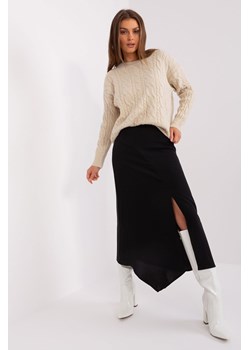 Beżowy sweter z warkoczami i długim rękawem ze sklepu 5.10.15 w kategorii Swetry damskie - zdjęcie 169721180