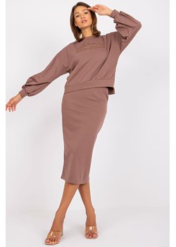 Dwuczęściowy komplet damski: spódnica i bluza - brązowy ze sklepu 5.10.15 w kategorii Komplety i garnitury damskie - zdjęcie 169721882