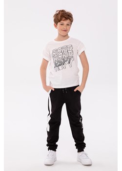 Biały t-shirt bawełniany dla chłopca z napisem- RSPT ze sklepu 5.10.15 w kategorii T-shirty chłopięce - zdjęcie 169724472