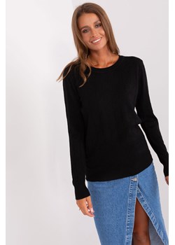 Czarny sweter damski klasyczny z okrągłym dekoltem ze sklepu 5.10.15 w kategorii Swetry damskie - zdjęcie 169724570
