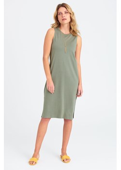 Gładka zielona sukienka damska na ramiączka ze sklepu 5.10.15 w kategorii Sukienki - zdjęcie 169726122