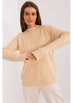 Beżowy damski sweter klasyczny we wzory ze sklepu 5.10.15 w kategorii Swetry damskie - zdjęcie 169728520