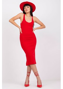 Czerwona dopasowana sukienka San Diego RUE PARIS ze sklepu 5.10.15 w kategorii Sukienki - zdjęcie 169729060