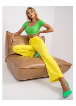 Eleganckie spodnie damskie garniturowe - żółte ze sklepu 5.10.15 w kategorii Spodnie damskie - zdjęcie 169729123