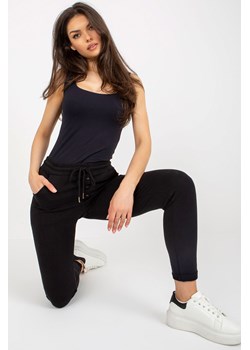 Czarne damskie spodnie dresowe z guzikami ze sklepu 5.10.15 w kategorii Spodnie damskie - zdjęcie 169729400
