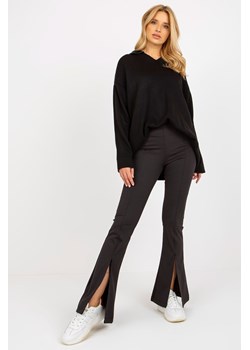 Czarne
prążkowane legginsy z rozcięciami- rozmiar M ze sklepu 5.10.15 w kategorii Spodnie damskie - zdjęcie 169731543