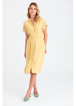 Sukienka z krótkim rękawem żółta ze sklepu 5.10.15 w kategorii Sukienki - zdjęcie 169732031