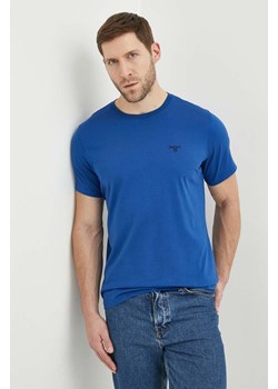 Barbour t-shirt bawełniany kolor niebieski gładki ze sklepu ANSWEAR.com w kategorii T-shirty męskie - zdjęcie 169750043