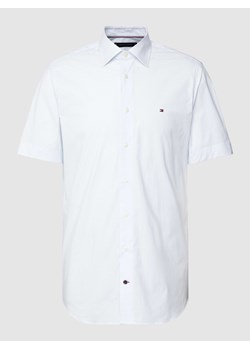 Koszula biznesowa o kroju regular fit z kołnierzykiem typu kent ze sklepu Peek&Cloppenburg  w kategorii Koszule męskie - zdjęcie 169751173