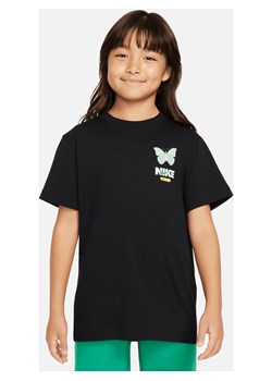 T-shirt dla dużych dzieci (dziewcząt) Nike Sportswear - Czerń ze sklepu Nike poland w kategorii Bluzki dziewczęce - zdjęcie 169754620