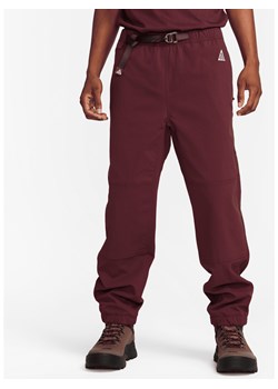 Męskie spodnie trekkingowe Nike ACG - Czerwony ze sklepu Nike poland w kategorii Spodnie męskie - zdjęcie 169754813