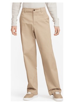 Męskie spodnie chino Nike Life - Brązowy ze sklepu Nike poland w kategorii Spodnie męskie - zdjęcie 169755430