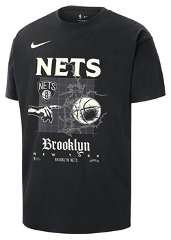 T-shirt męski Nike NBA Max90 Brooklyn Nets Courtside - Czerń ze sklepu Nike poland w kategorii T-shirty męskie - zdjęcie 169755732