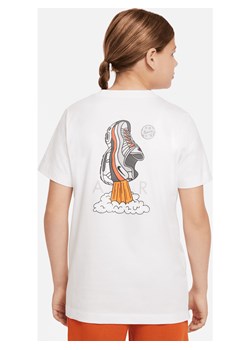 T-shirt dla dużych dzieci Nike Sportswear - Biel ze sklepu Nike poland w kategorii Bluzki dziewczęce - zdjęcie 169756364