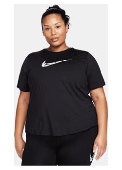 Damska koszulka do biegania z krótkim rękawem Dri-FIT Nike One Swoosh (duże rozmiary) - Czerń ze sklepu Nike poland w kategorii Bluzki damskie - zdjęcie 169756813