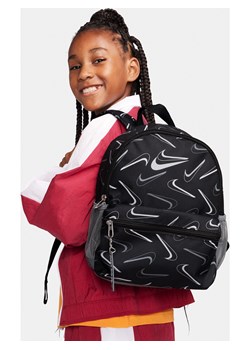 Mały plecak dziecięcy Nike Brasilia JDI (11 l) - Czerń ze sklepu Nike poland w kategorii Plecaki dla dzieci - zdjęcie 169757201