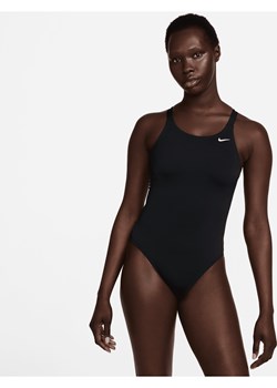 Jednoczęściowy damski kostium kąpielowy typu fastback Nike Poly Solid - Czerń ze sklepu Nike poland w kategorii Stroje kąpielowe - zdjęcie 169757232