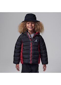 Gruba kurtka puchowa z kapturem dla małych dzieci Jordan - Czerń ze sklepu Nike poland w kategorii Kurtki chłopięce - zdjęcie 169757801