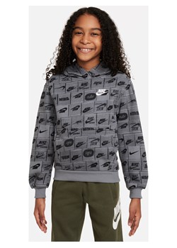 Bluza z kapturem dla dużych dzieci Nike Sportswear Club Fleece - Szary ze sklepu Nike poland w kategorii Bluzy chłopięce - zdjęcie 169758211