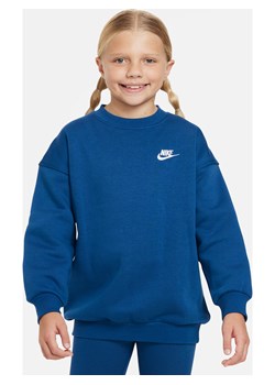 Bluza dresowa dla dużych dzieci (dziewcząt) o kroju oversize Nike Sportswear Club Fleece - Niebieski ze sklepu Nike poland w kategorii Bluzy dziewczęce - zdjęcie 169758274