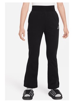 Spodnie z rozszerzanymi nogawkami dla dużych dzieci (dziewcząt) Nike Sportswear - Czerń ze sklepu Nike poland w kategorii Spodnie dziewczęce - zdjęcie 169758380