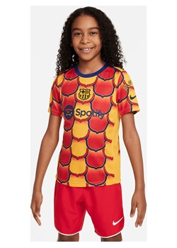Przedmeczowa koszulka piłkarska dla dużych dzieci Nike Dri-FIT FC Barcelona Academy Pro - Żółty ze sklepu Nike poland w kategorii T-shirty chłopięce - zdjęcie 169758494