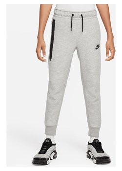Spodnie dla dużych dzieci (chłopców) Nike Sportswear Tech Fleece - Szary ze sklepu Nike poland w kategorii Spodnie chłopięce - zdjęcie 169758653