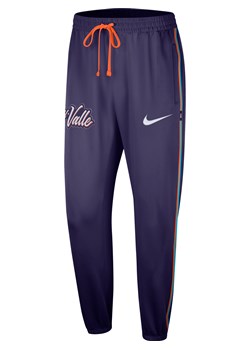 Spodnie męskie Nike Dri-FIT NBA Phoenix Suns Showtime City Edition - Fiolet ze sklepu Nike poland w kategorii Spodnie męskie - zdjęcie 169758712