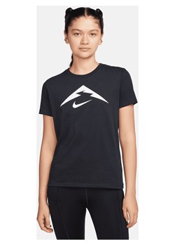 T-shirt damski Dri-FIT Nike Trail - Czerń ze sklepu Nike poland w kategorii Bluzki damskie - zdjęcie 169759142