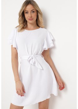Biała Sukienka Mini z Krótkim Rękawem Rozkloszowana z Paskiem i Falbanami na Rękawie Silvaina ze sklepu Born2be Odzież w kategorii Sukienki - zdjęcie 169788073