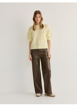 Reserved - Sweter w ażurowy wzór - jasnożółty ze sklepu Reserved w kategorii Swetry damskie - zdjęcie 169792111