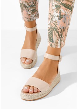 Beżowe espadryle na koturnie Vicky ze sklepu Zapatos w kategorii Sandały damskie - zdjęcie 169792453