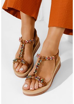 Camelowe sandały damskie Noelia ze sklepu Zapatos w kategorii Sandały damskie - zdjęcie 169804240