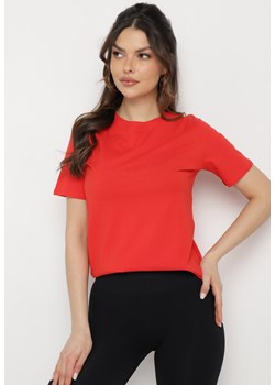 Czerwony Bawełniany T-shirt o Klasycznym Kroju z Okrągłym Dekoltem Ethelina ze sklepu Born2be Odzież w kategorii Bluzki damskie - zdjęcie 169815400