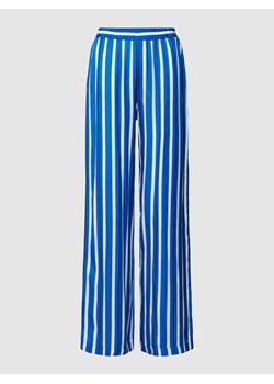 Spodnie materiałowe o rozkloszowanym kroju ze wzorem w paski ze sklepu Peek&Cloppenburg  w kategorii Spodnie damskie - zdjęcie 169818701