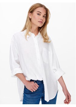 ONLY Koszula 15259585 Biały Regular Fit ze sklepu MODIVO w kategorii Koszule damskie - zdjęcie 169819611