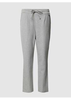 Spodnie materiałowe o kroju stretch fit z zakładkami w pasie model ‘ZASTRETCH 1’ ze sklepu Peek&Cloppenburg  w kategorii Spodnie damskie - zdjęcie 169823042