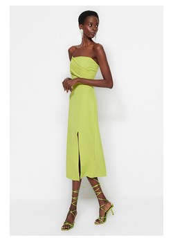 trendyol Sukienka w kolorze limonkowym ze sklepu Limango Polska w kategorii Sukienki - zdjęcie 169843771