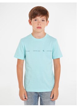 Calvin Klein Jeans T-Shirt Minimalistic IB0IB02033 D Niebieski Regular Fit ze sklepu MODIVO w kategorii T-shirty chłopięce - zdjęcie 169844182