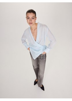 Reserved - Kopertowa bluzka z wiązaniem - jasnoniebieski ze sklepu Reserved w kategorii Bluzki damskie - zdjęcie 169862284