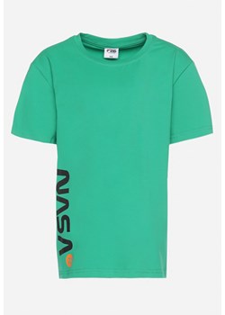 Zielona Bawełniana Koszulka z Krótkimi Rękawami i Napisem Lairda ze sklepu Born2be Odzież w kategorii T-shirty chłopięce - zdjęcie 169867911